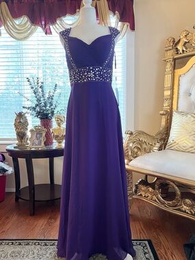 Elegant Purple Evening Gown